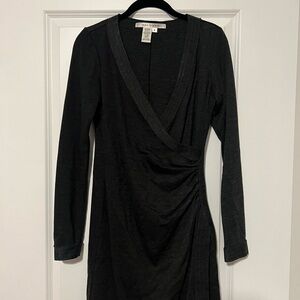 Max studio dress. Dark grey. Fits around the knee.